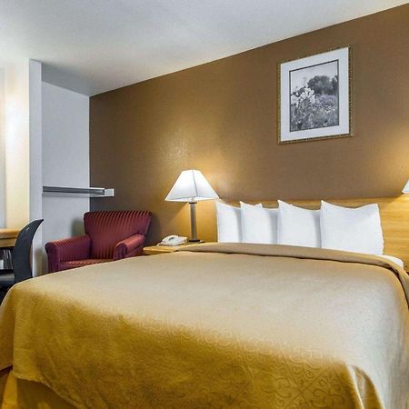 Quality Inn Oakland Airport Exterior foto