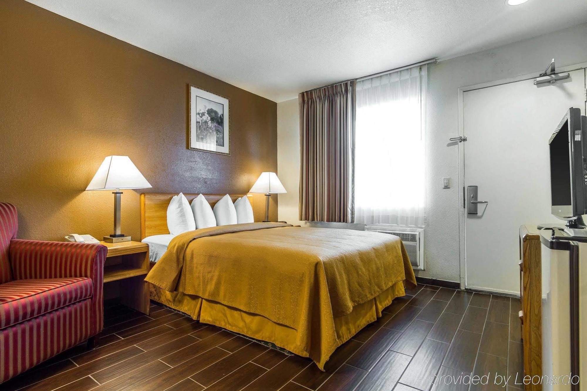 Quality Inn Oakland Airport Exterior foto
