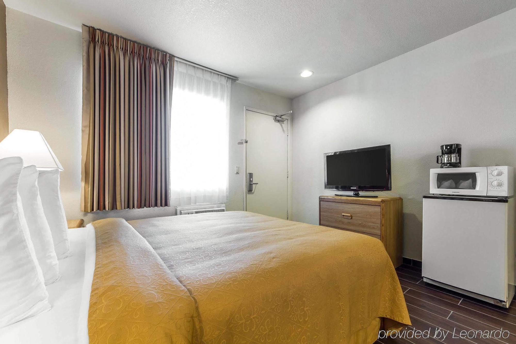 Quality Inn Oakland Airport Exterior foto