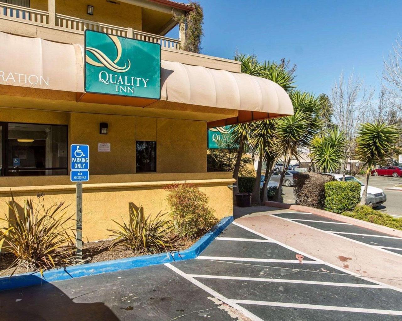 Quality Inn Oakland Airport Exterior foto