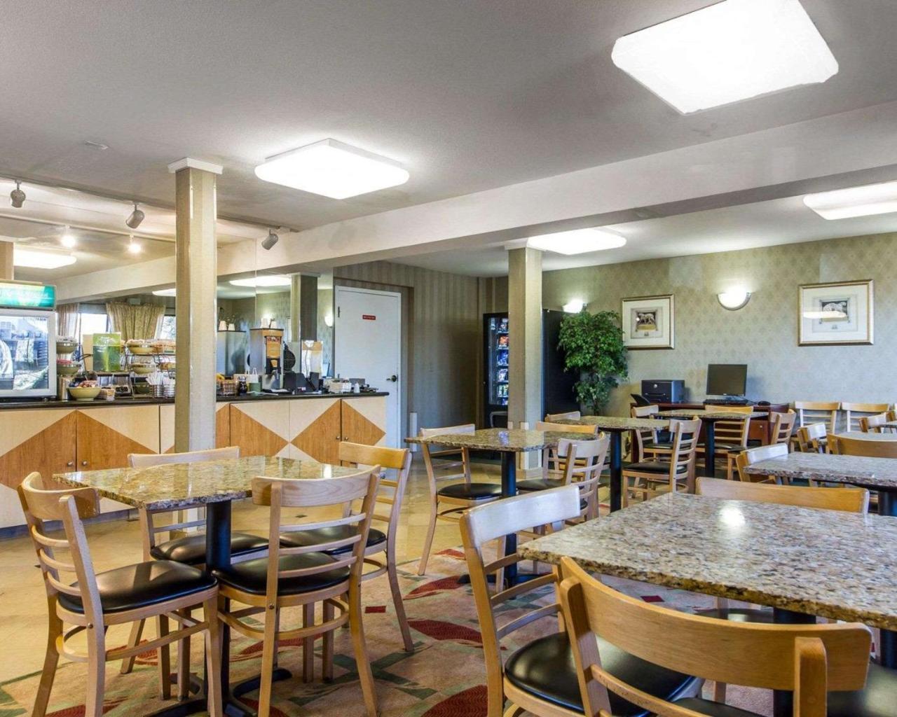 Quality Inn Oakland Airport Exterior foto